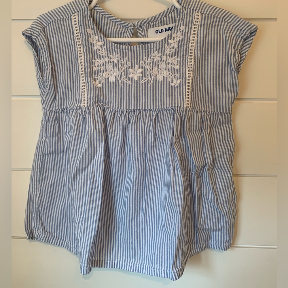 Old Navy toddler short sleeve shirt
